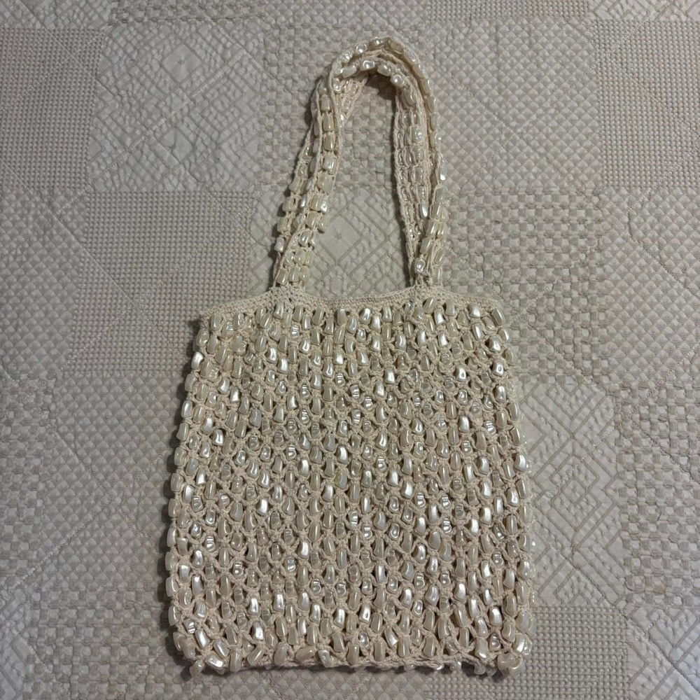 Anthropolgie Beaded Mother of Pearl Knit Creamy Purse